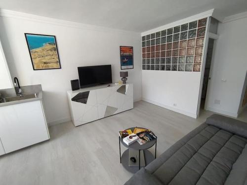 Design flat in central place nhere Yumbo
