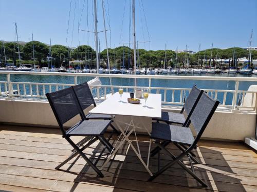 Très belle marina plein sud