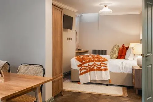The Cotham Arms Apartments photo 20