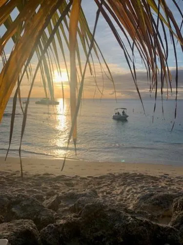 Suite 1, Kenridge Residences picture