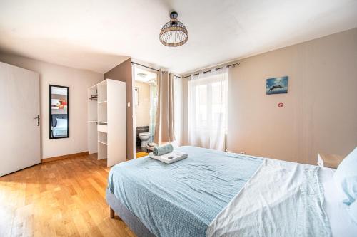 Postel nebo postele na pokoji v ubytování Location Cosy Paris