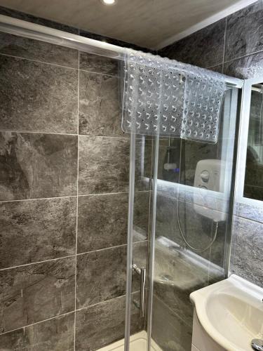 Ein Badezimmer in der Unterkunft Flat 2 The Butlers Quarters