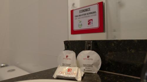 Certifikát, hodnocení, plakát nebo jiný dokument vystavený v ubytování Oiti Hotel - Gurupi