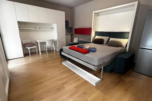 Urban House - Comfy Flat Navigli Milan Center