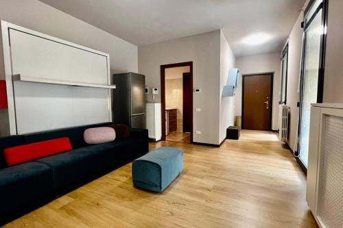 Urban House - Comfy Flat Navigli Milan Center