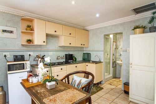 Dapur atau dapur kecil di La Loggia Bed and Breakfast