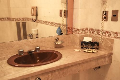 Baðherbergi á Nobile Suites Excelsior Asuncion