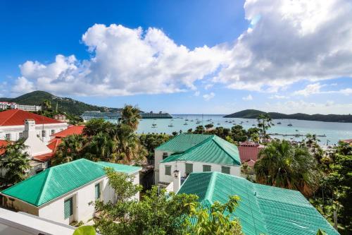 Gallery image of At Home in the Tropics in Charlotte Amalie