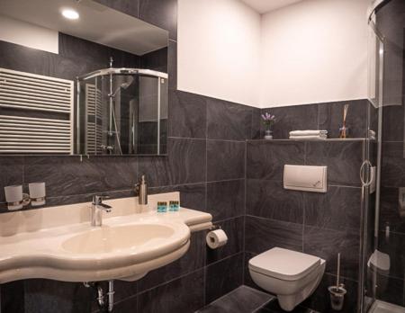 Gallery image of Hotel & Ristorante Positano in Radeburg