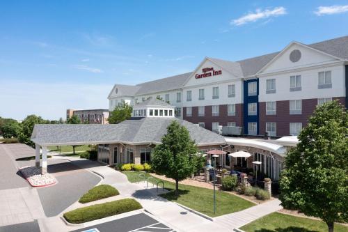 an aerial view of a hotel with a courtyard at Hilton Garden Inn Fort Collins in Fort Collins