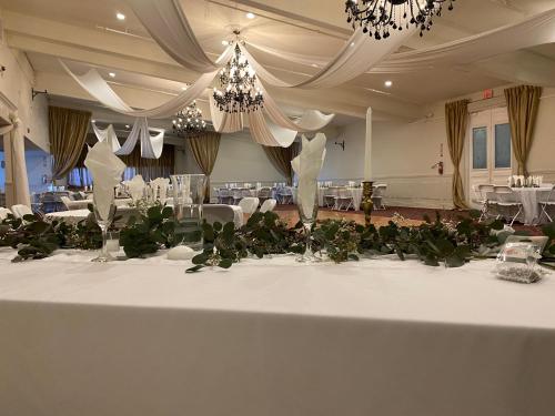 Φωτογραφία από το άλμπουμ του G T Hotels Inn & Suites Extended Stay σε Victorville