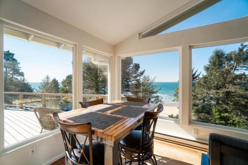 Otter Rock Hideaway – Photos 2