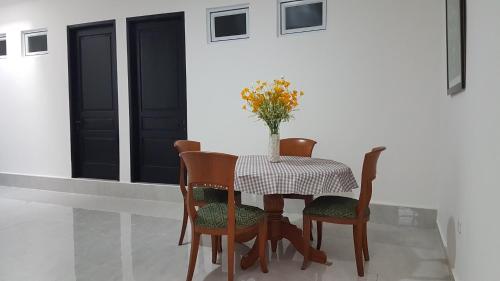 Posezení v ubytování Rumah Benhil, Bendungan Hilir - Senayan