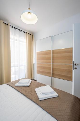Urban Elegance, 3-Bedroom Flat in Heart of Chania