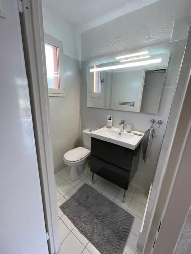 Ένα μπάνιο στο Appartement 211 Les Salicornes