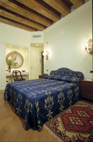 Suites Torre Dell'Orologio Image