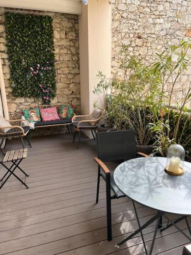 keep in touch 2 CHAMBRES AVEC TERRASSE ET GARAGE