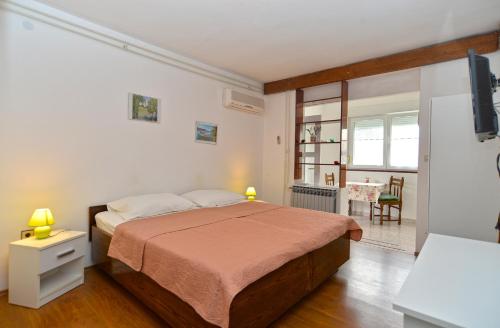 Apartment Brajdine 405