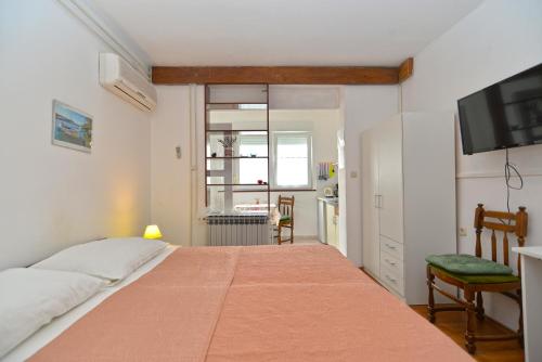 Apartment Brajdine 405