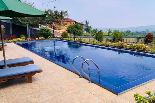 Kolam renang di atau dekat dengan Villa Kay Valley