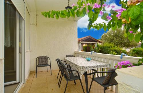 Apartment Brajdine 405