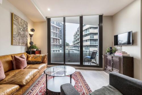 'The Caramel Suite' Resort-style Urban Living