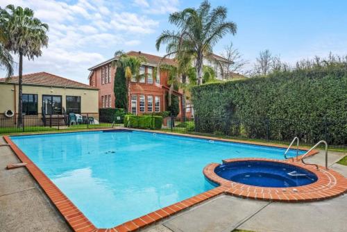 The swimming pool at or close to 'Fairfield Views' A Recreation Retreat for Families