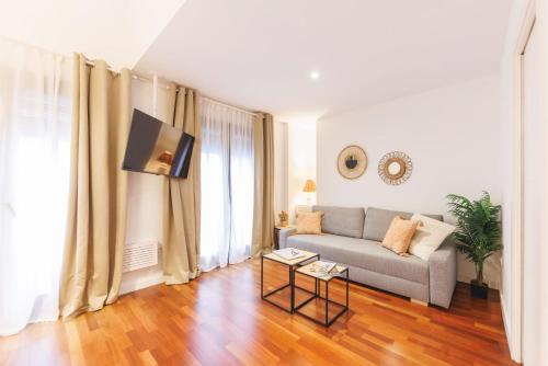 Bravissimo Plaça Catalunya 2-2, Duplex apartment