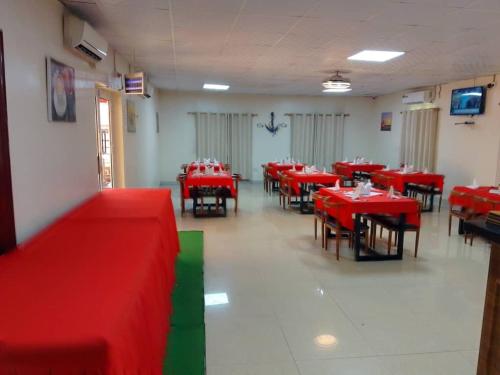 Restoranas ar kita vieta pavalgyti apgyvendinimo įstaigoje Lamerinn Hotel Juba