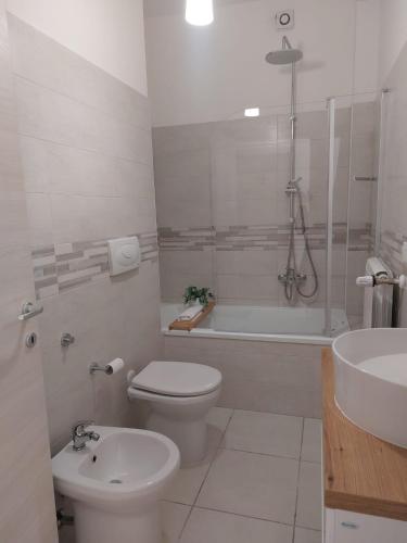 Koupelna v ubytování B & B Piazza Angioina