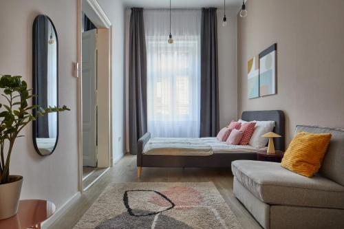 Khu vực ghế ngồi tại Butik Life Hotel & Apartments