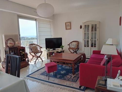 LES ISLES Panoramic Sea View