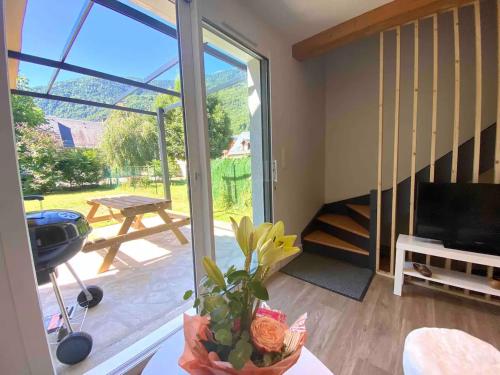 Les trois chalets - jardin terrasse 7 personnes - Saint Mamet Luchon