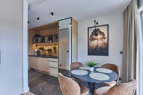 Η κουζίνα ή μικρή κουζίνα στο Apartamenty Świnoujście - Bałtycki