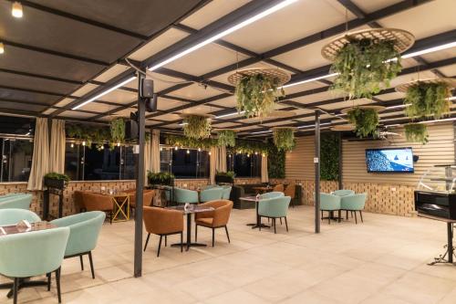 Μια τηλεόραση ή/και κέντρο ψυχαγωγίας στο Savoy Hotel ELMinya