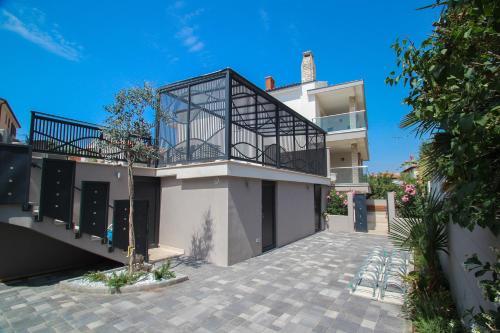 Apartments Villa Rivarella
