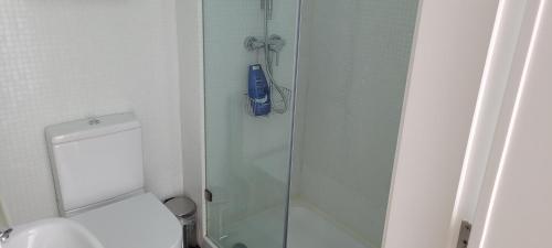 Comfy room near Metro and Airport