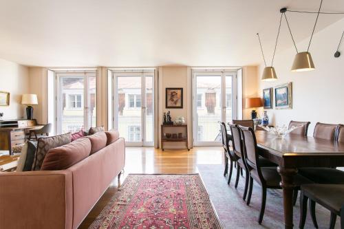 Lisbon Glamorous House