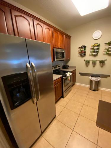 3Br 2Bath Condo Balcony 5min Conv Center 1388ft photo 11