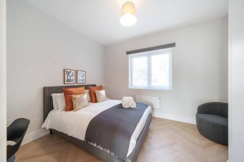 Gallery image of Cosy Tooting Retreat: 2-Bed Gem in London