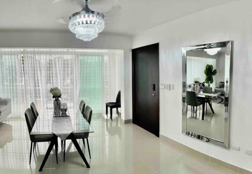Fotografie z fotogalerie ubytování Hermoso conjunto residencial con piscina v destinaci Santiago de los Caballeros