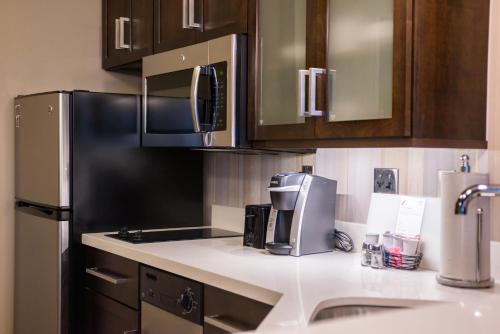 Residence Inn by Marriott Seattle University District Image