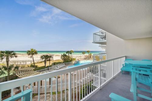 Pelican Beach Resort by Panhandle Getaways photo 42