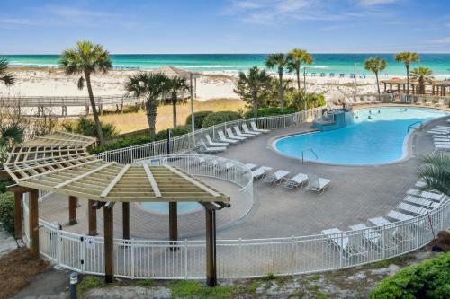 Pelican Beach Resort by Panhandle Getaways photo 43