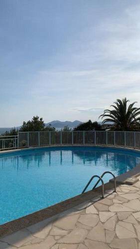 Cannes centre - Vue Mer, Piscine, Terrasse