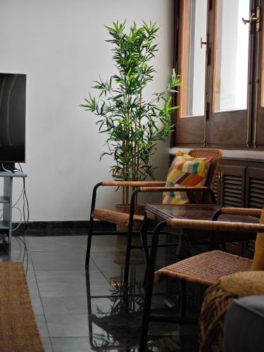 Televisyen dan/atau pusat hiburan di Villa Gonzalez Sea Views