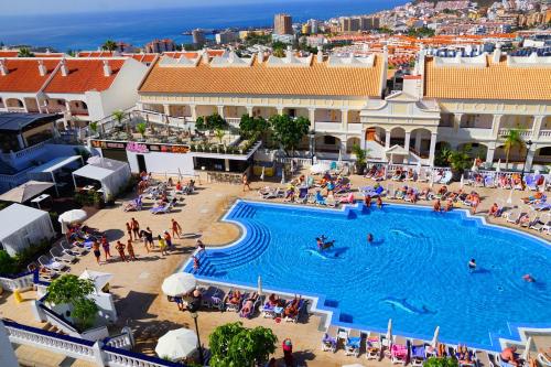 2-bedroom 4-star apartment in Los Christianos