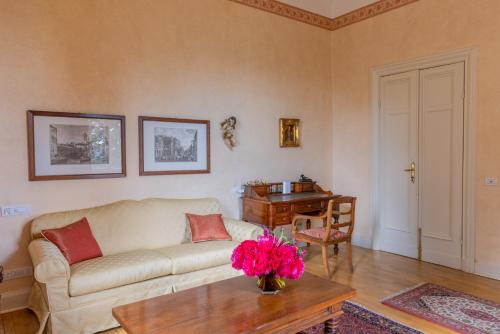 Χώρος καθιστικού στο Villa Martegani Como