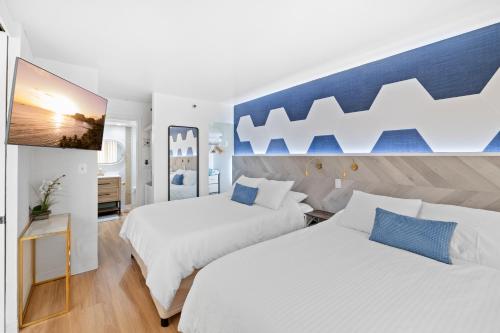Huge Patio WasherDryer 1 Bedroom Banyan Free Parking 5 min to Beach_2