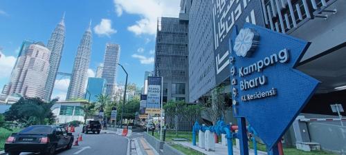 Kampung Baru Homestay at Legasi KL Residensi